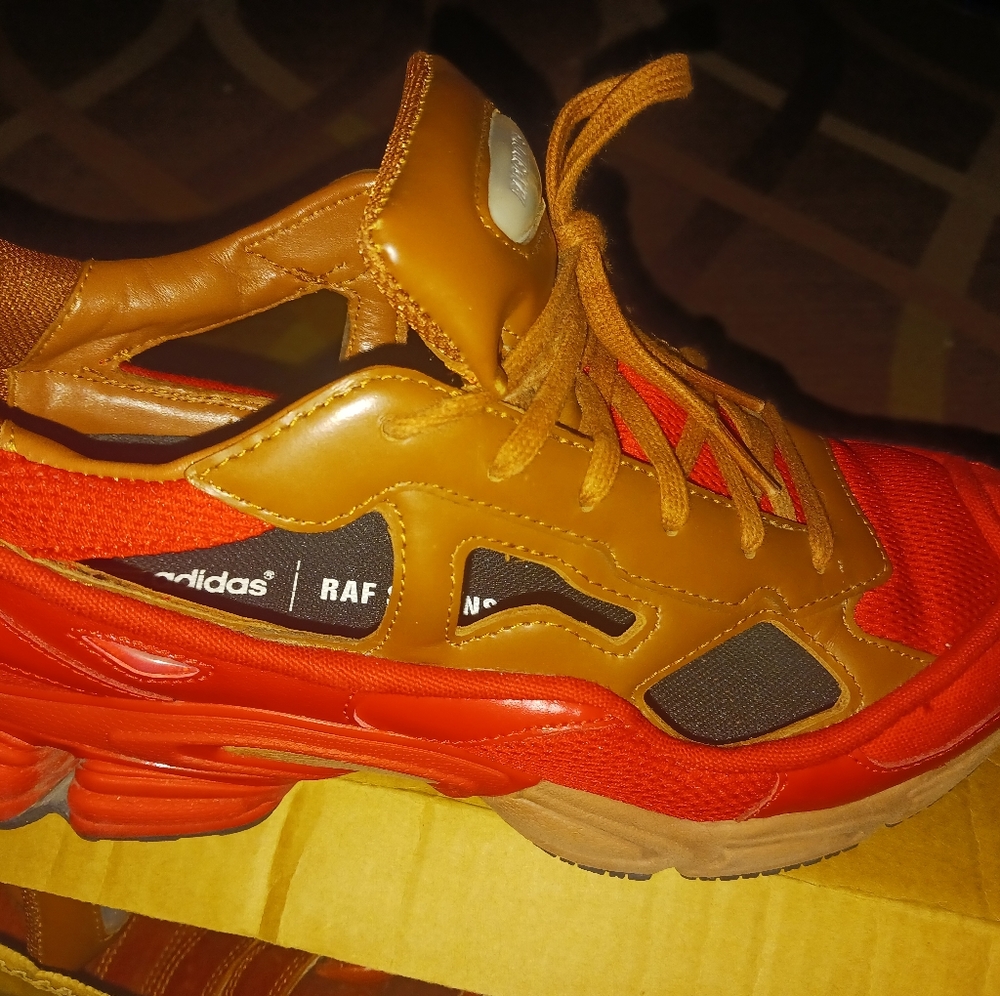Adidas x Raf Simons Replicant Ozweego